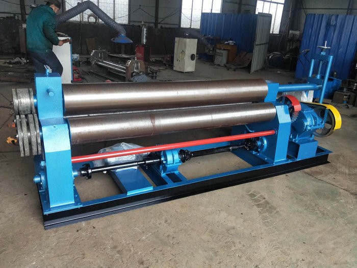 三輥卷板機(jī)